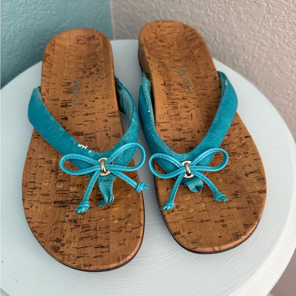 Vionic Blue Cork Sandals with Turquoise Straps